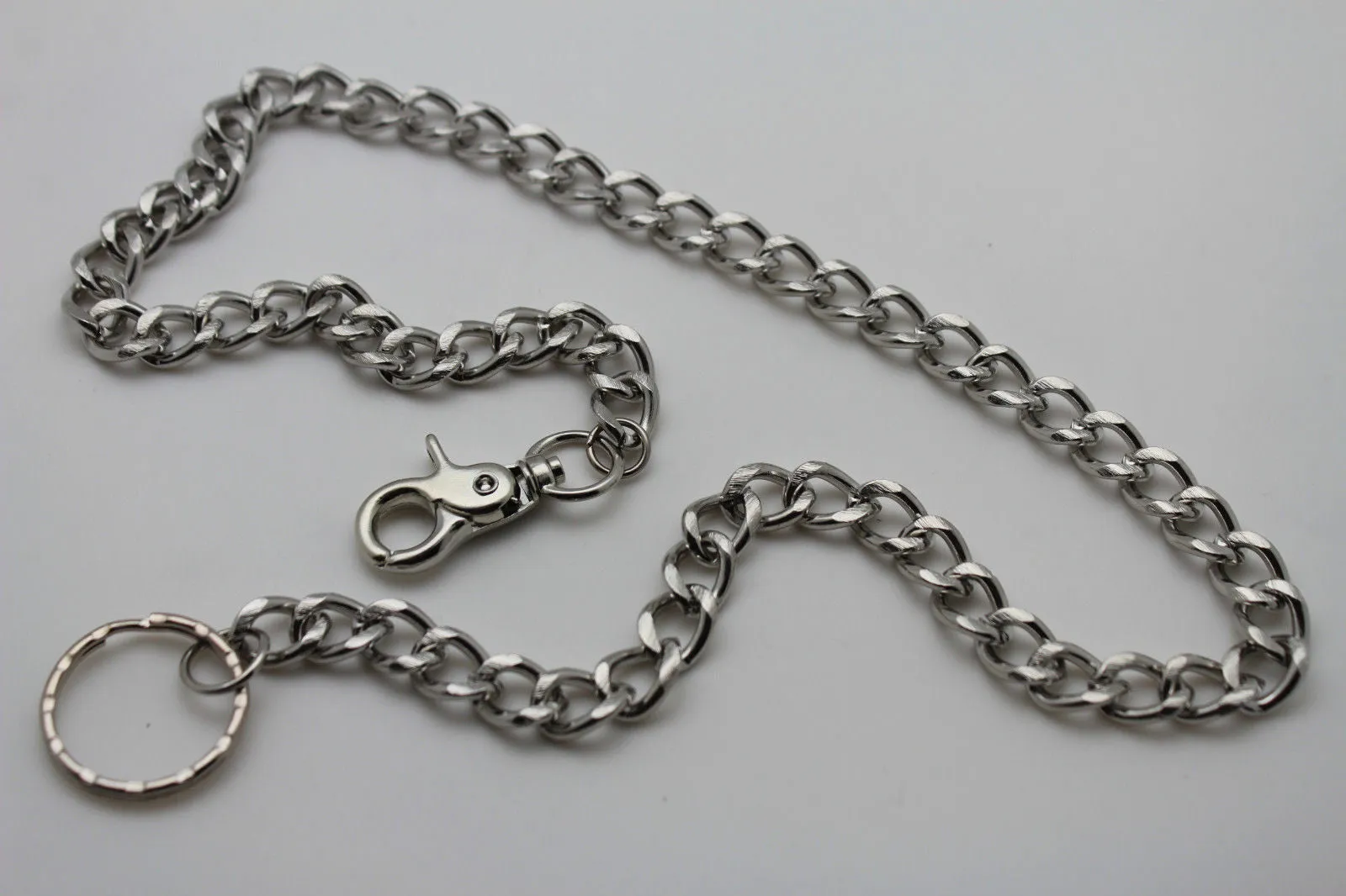 28" Round Link Wallet Chain