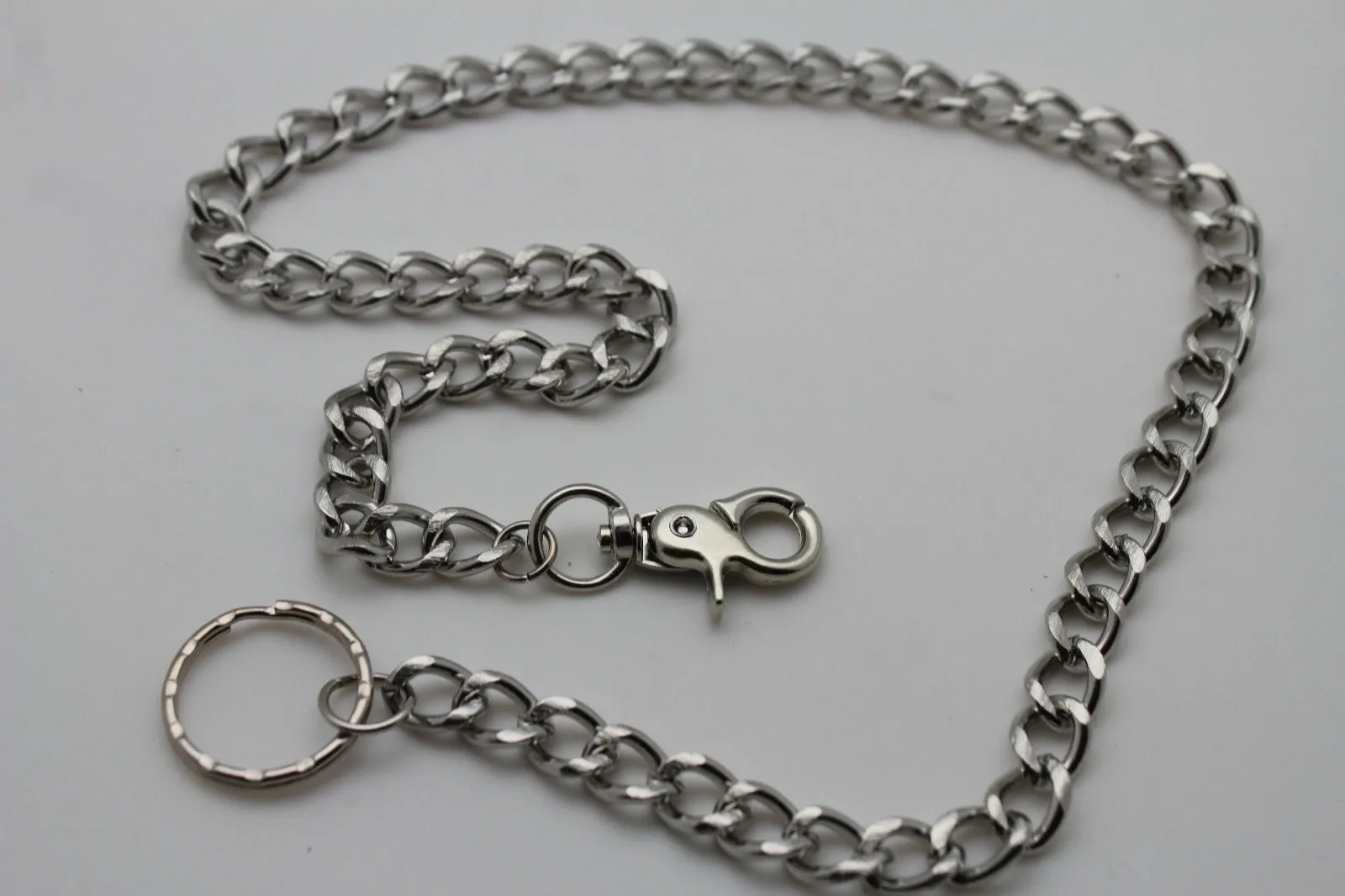 28" Round Link Wallet Chain