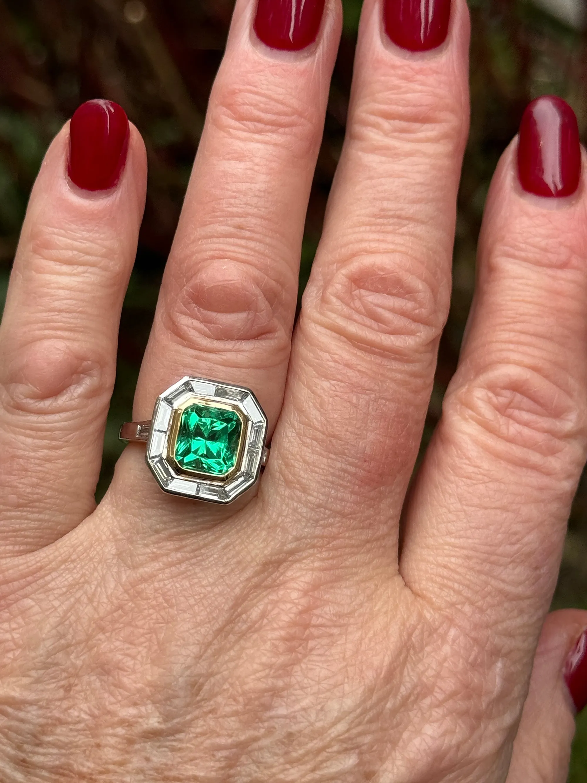 AGL Insignificant VVS 4.66ctw Natural Green Emerald Diamond Platinum 18k YG Ring