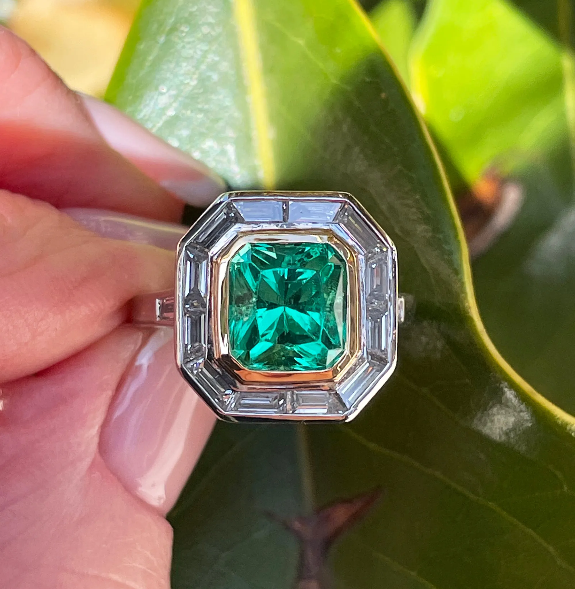 AGL Insignificant VVS 4.66ctw Natural Green Emerald Diamond Platinum 18k YG Ring