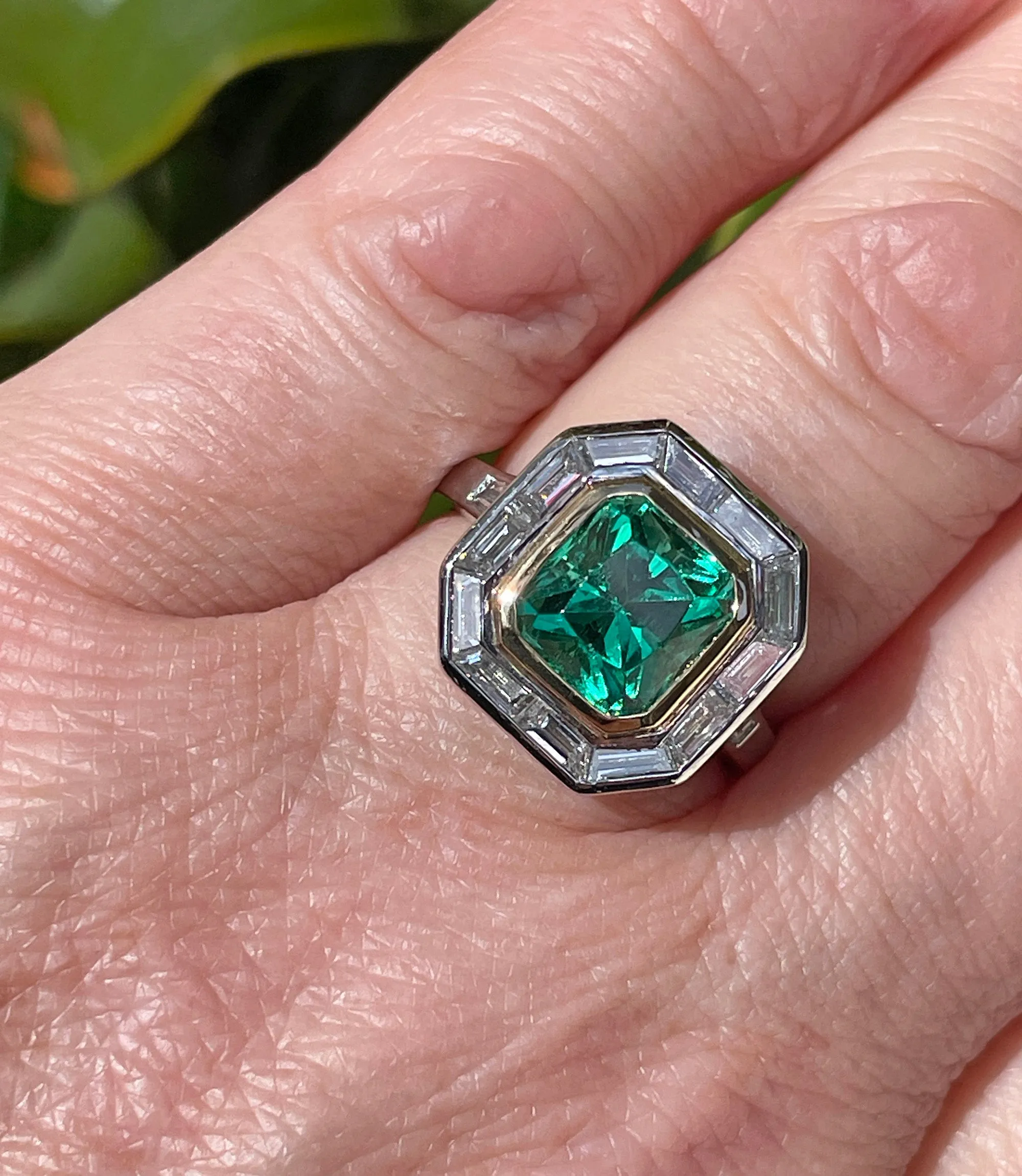 AGL Insignificant VVS 4.66ctw Natural Green Emerald Diamond Platinum 18k YG Ring