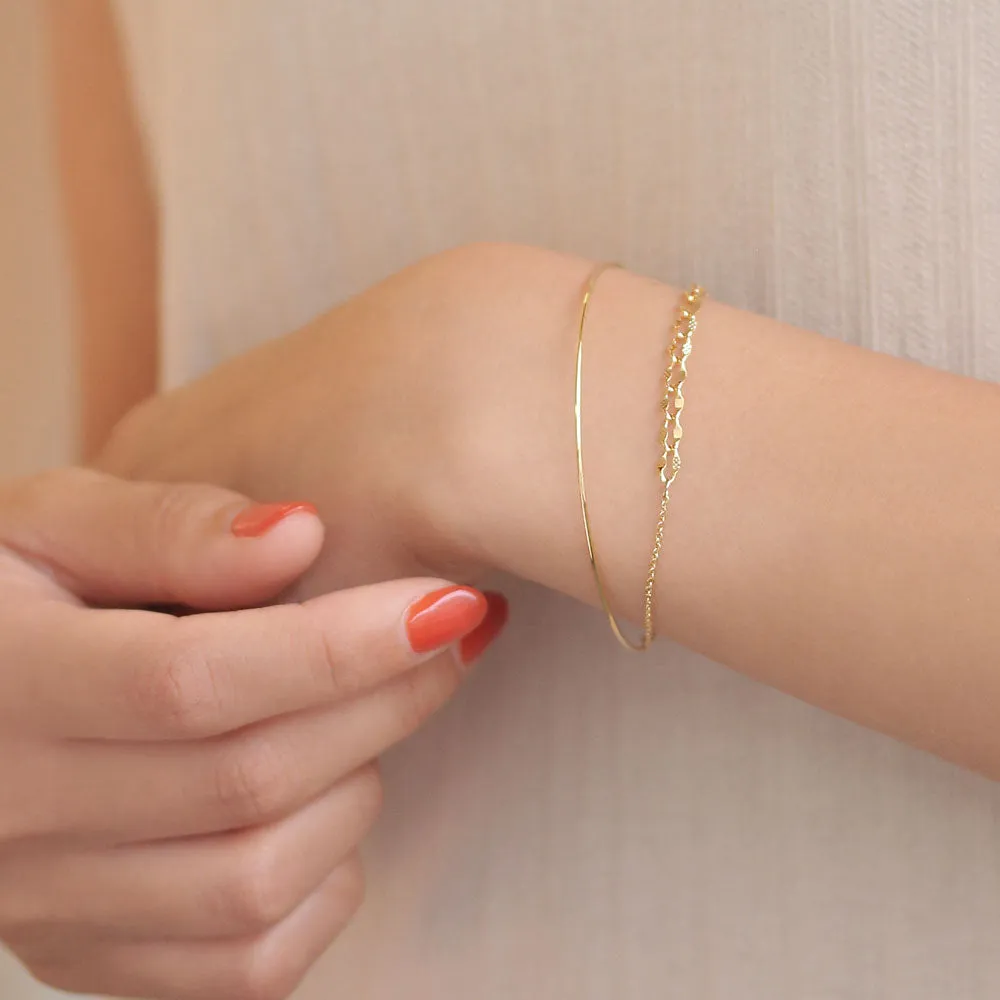 Chain Detail Thin Bangle