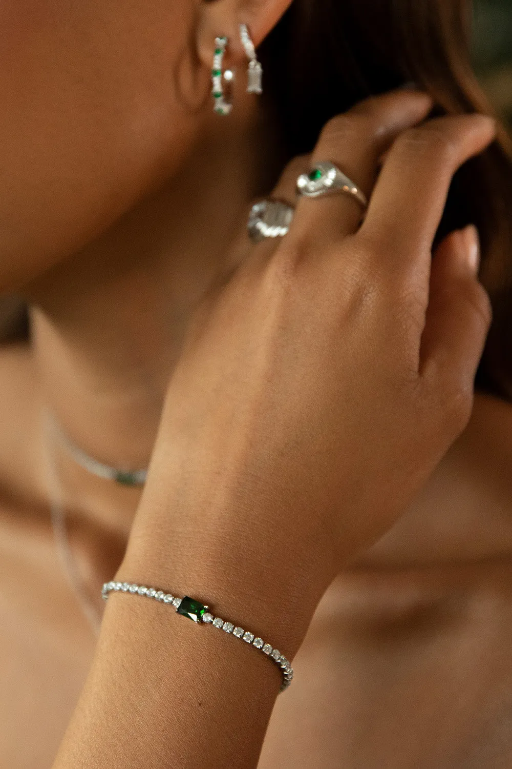 Emerald Curb Bracelet Green Silver