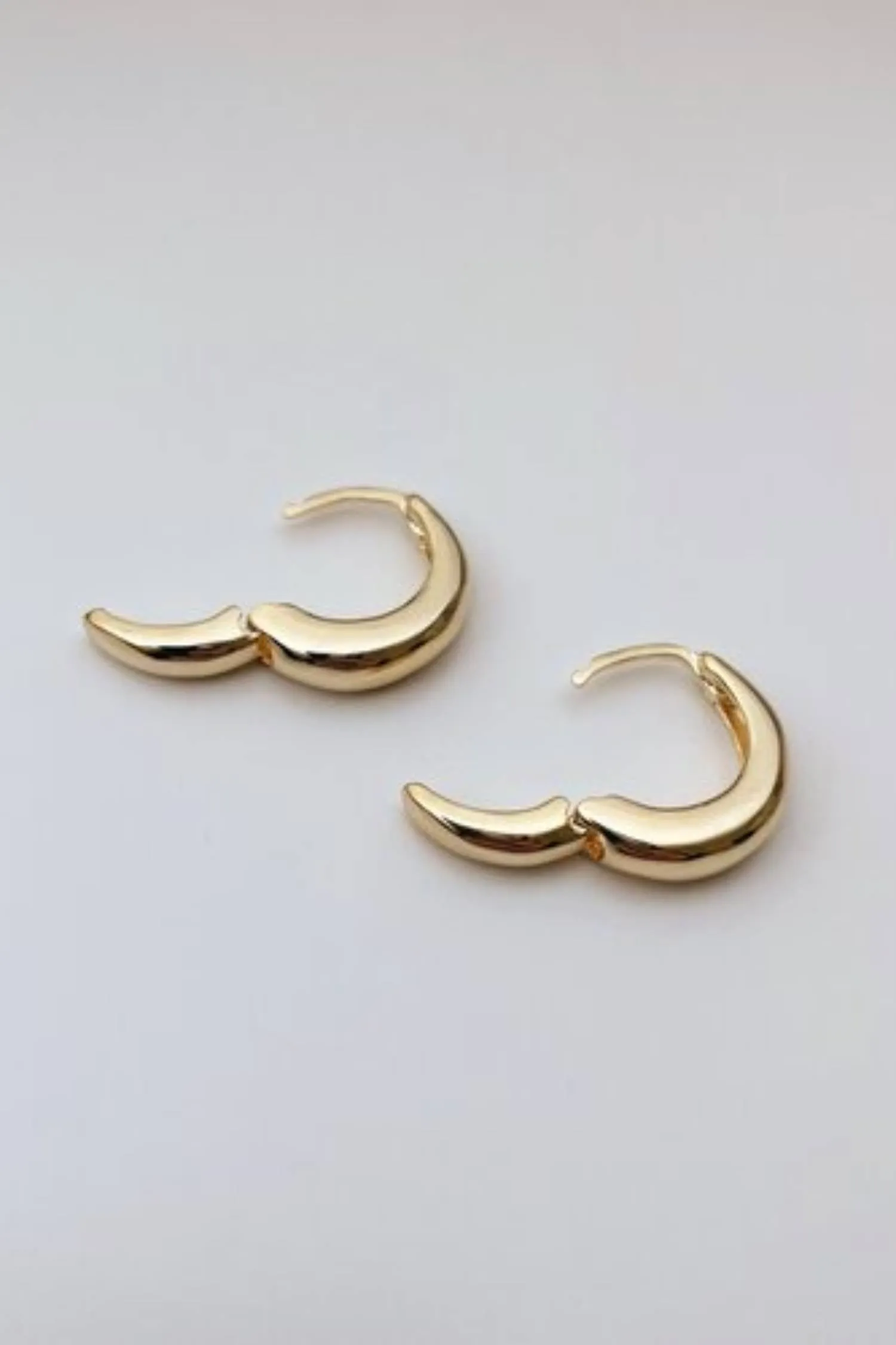 Emma Hoop Earrings