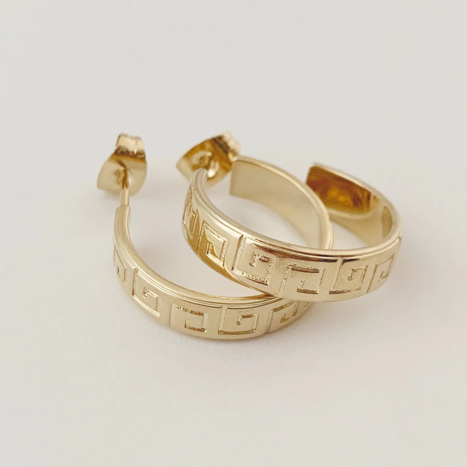 Hera Greek Hoops