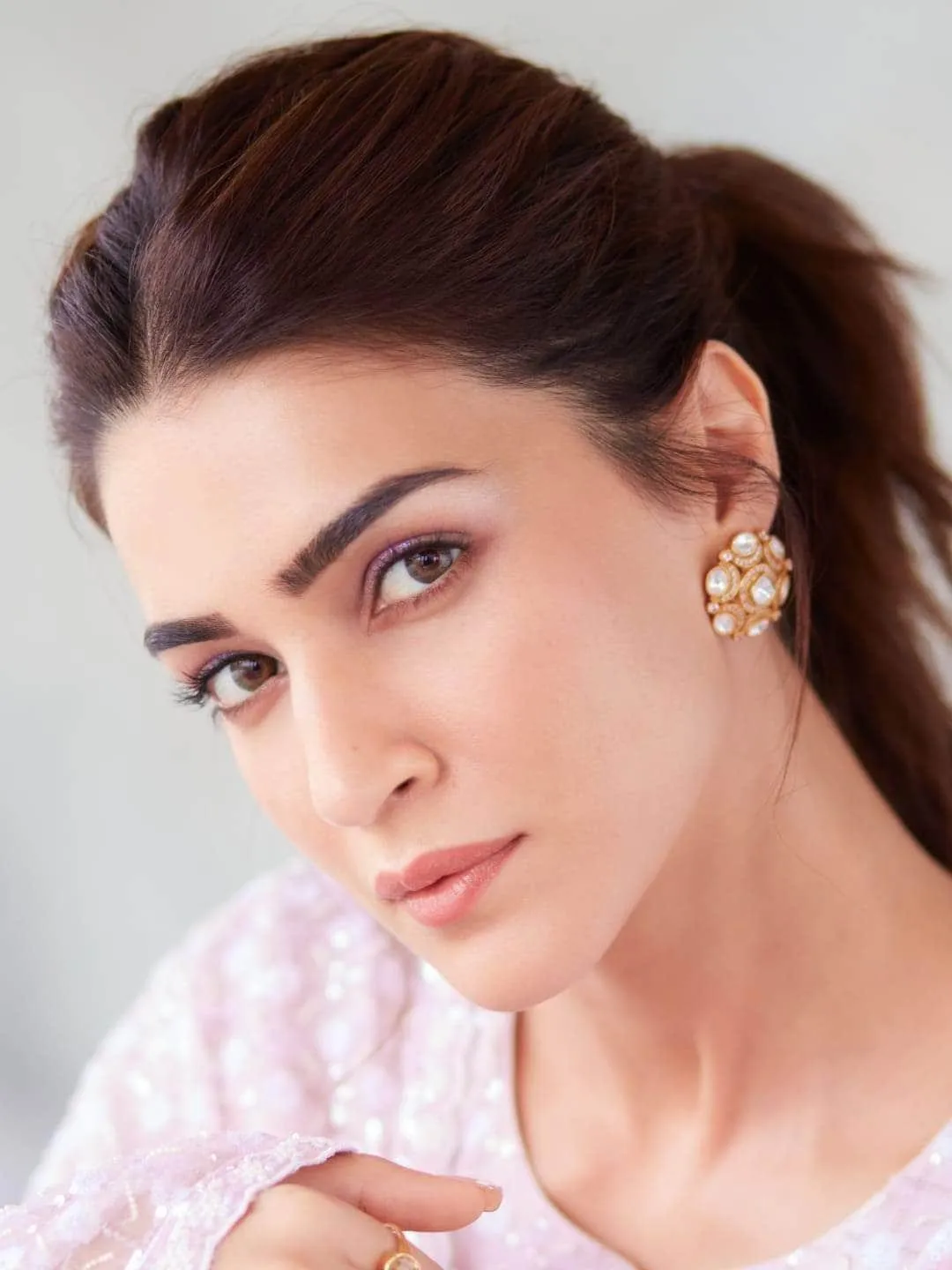 Kriti Sanon In Polki Kundan Studs