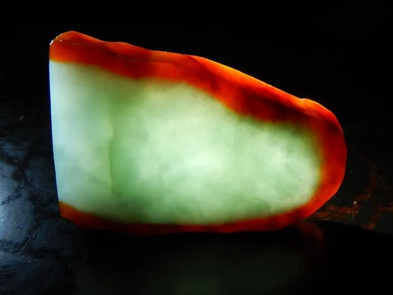 Natural Jade Jadeite Raw (41g, 57X42X7mm)