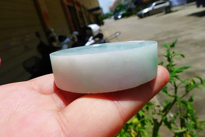 Natural Jade Rough Jadeite Raw (111g,5.3X1.45cm)