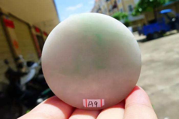 Natural Jade Rough Jadeite Raw (111g,5.3X1.45cm)