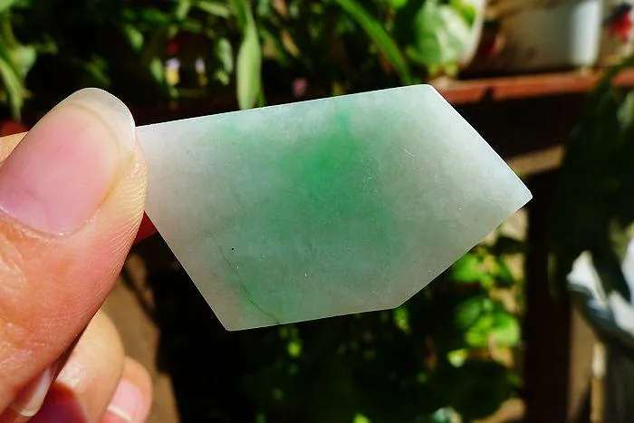 Natural Jade Rough Jadeite Raw (13.5g,4.1X2.3X0.45cm)