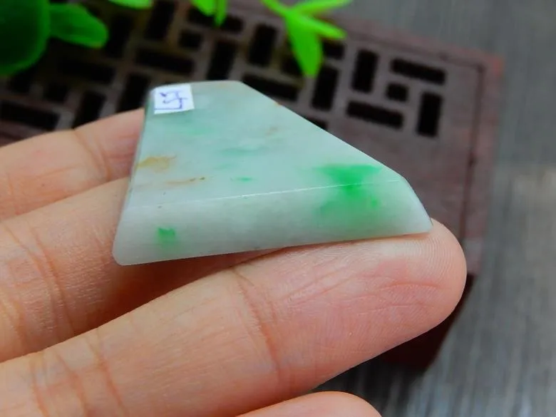 Natural Jade Rough Jadeite Raw (13g, 32X30X5.8mm)