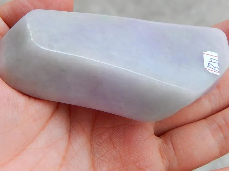 Natural Jade Rough Jadeite Raw (145g, 80X38X19.6mm)