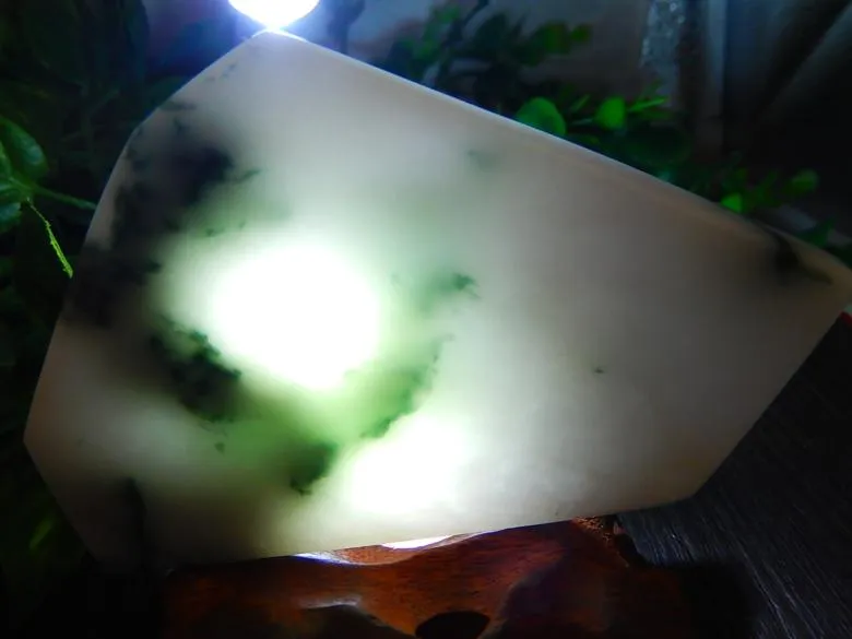 Natural Jade Rough Jadeite Raw (157g, 89X77X11mm)