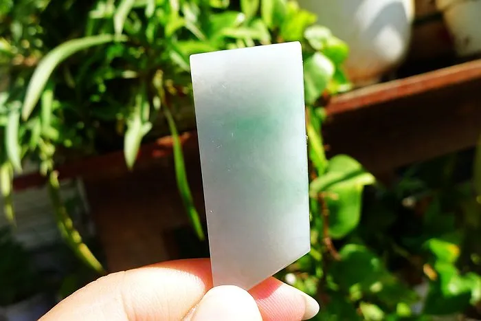 Natural Jade Rough Jadeite Raw (19g,4.8X2X0.8cm)