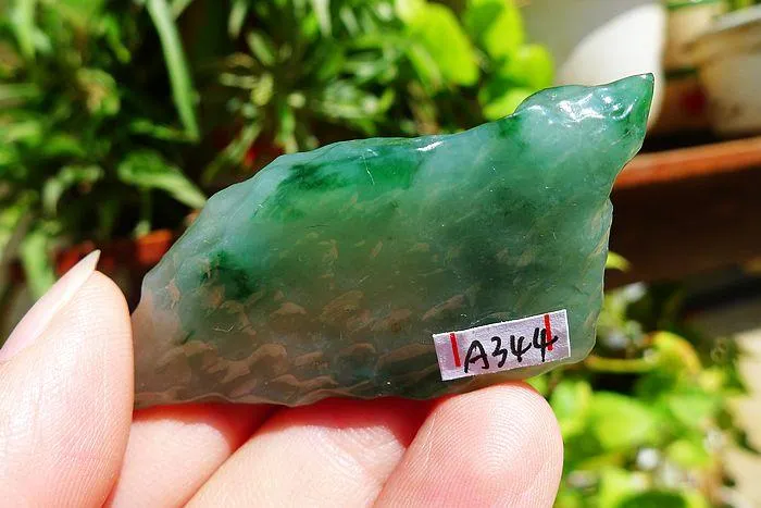 Natural Jade Rough Jadeite Raw (22g,5.7X2.5X0.8cm)