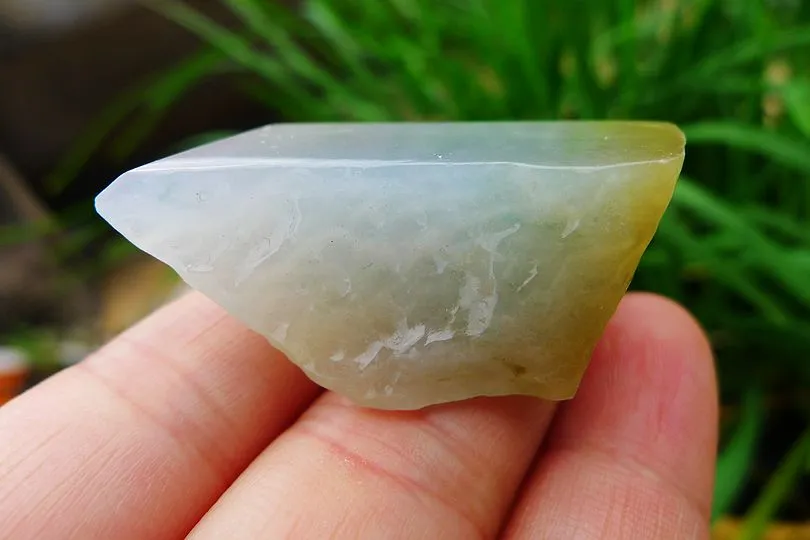 Natural Jade Rough Jadeite Raw (25g,3.8X2.4X1.5cm)