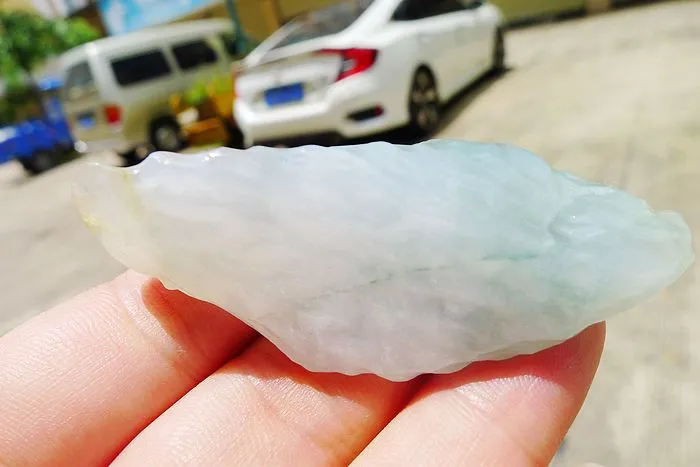 Natural Jade Rough Jadeite Raw (30.5g,6X2.2X1.4cm)