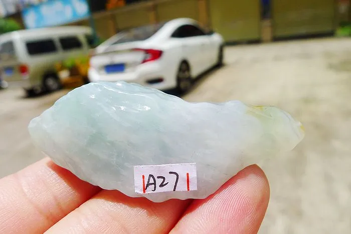 Natural Jade Rough Jadeite Raw (30.5g,6X2.2X1.4cm)