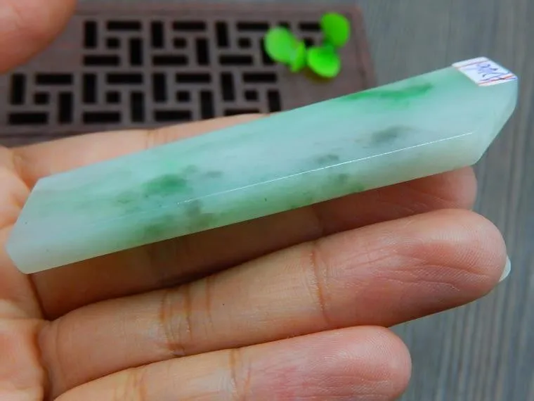 Natural Jade Rough Jadeite Raw (32g, 73X30X5.2mm)