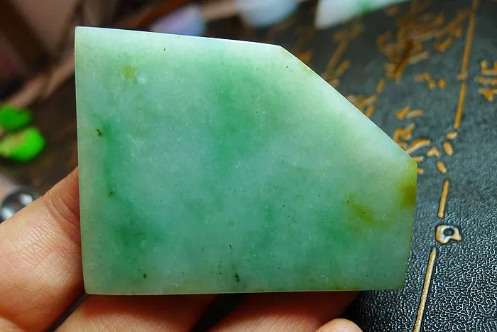 Natural Jade Rough Jadeite Raw (46g,5.5X4.4X0.65cm)