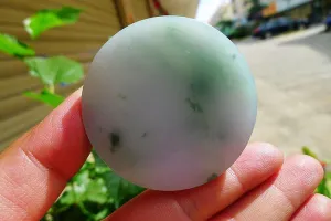 Natural Jade Rough Jadeite Raw (67g,5X1cm)