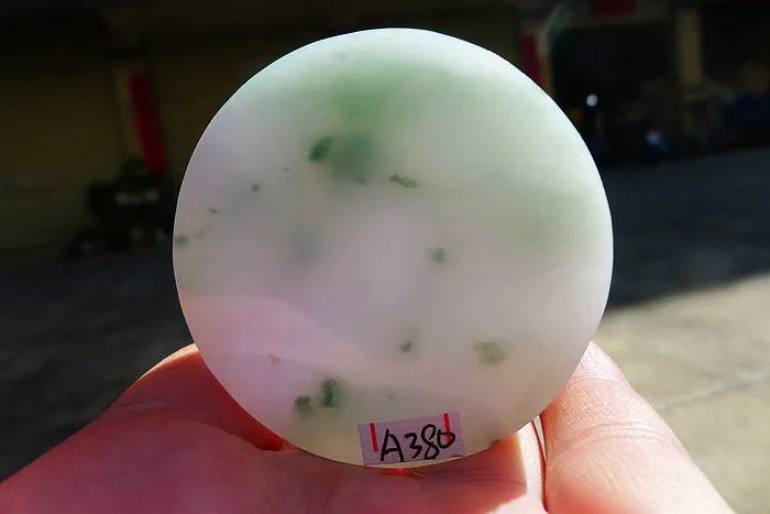 Natural Jade Rough Jadeite Raw (67g,5X1cm)