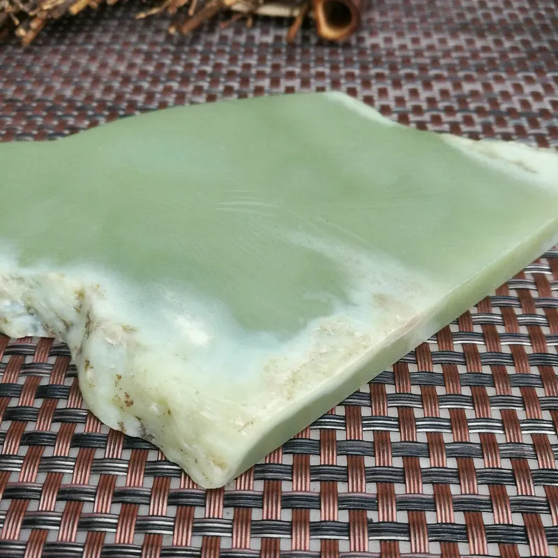 Natural Kunlun Jade Rough Nephrite Raw (10.5X9X6cm)