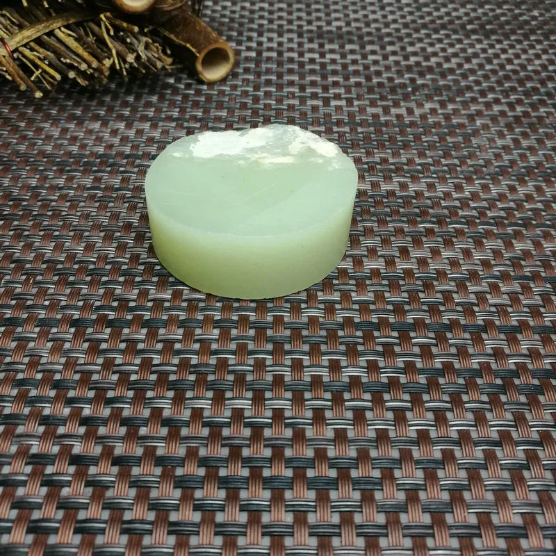 Natural Kunlun Jade Rough Nephrite Raw (115g, 5.3X1.5cm)