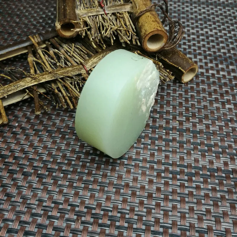 Natural Kunlun Jade Rough Nephrite Raw (115g, 5.3X1.5cm)