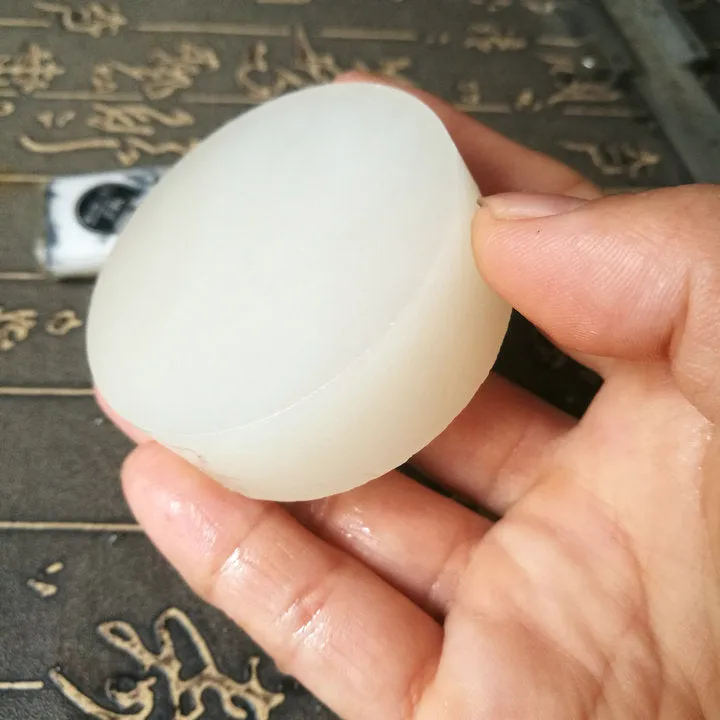 Natural Kunlun Jade Rough Nephrite Raw (124g, 5.3X1.9cm)