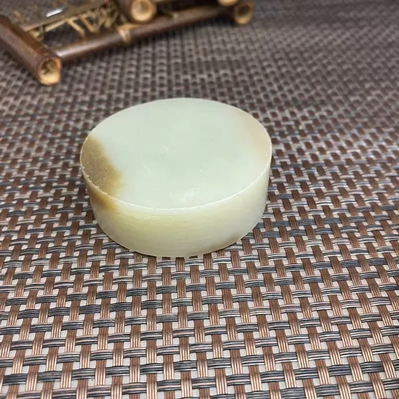 Natural Kunlun Jade Rough Nephrite Raw (158g,5.9X2.0cm)