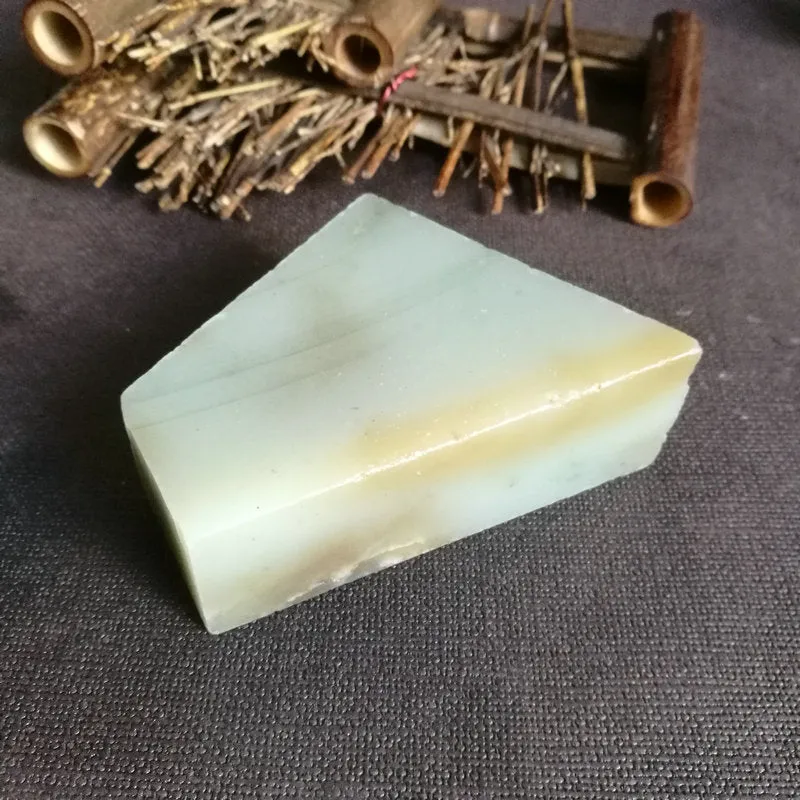 Natural Kunlun Jade Rough Nephrite Raw (240g,8X6.5X3cm)