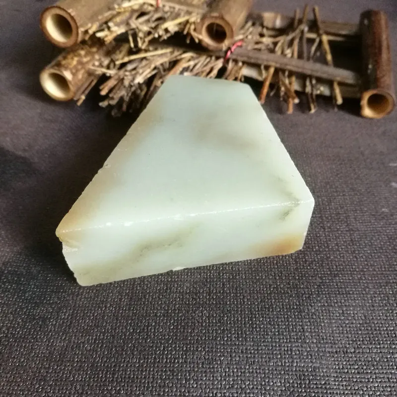 Natural Kunlun Jade Rough Nephrite Raw (240g,8X6.5X3cm)