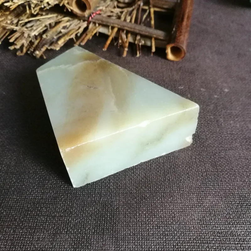 Natural Kunlun Jade Rough Nephrite Raw (240g,8X6.5X3cm)