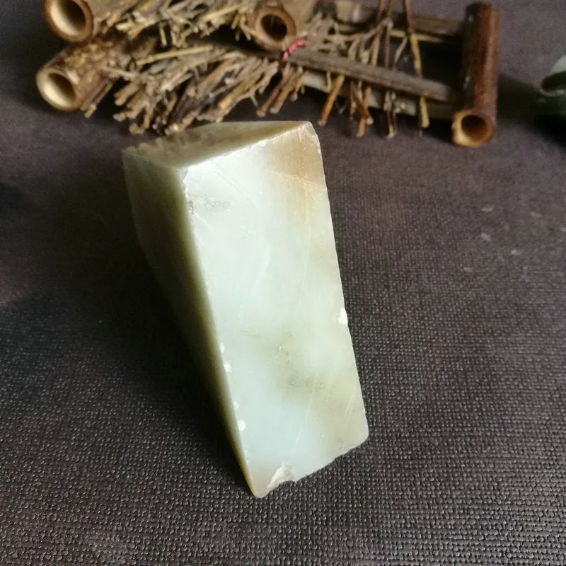 Natural Kunlun Jade Rough Nephrite Raw (240g,8X6.5X3cm)