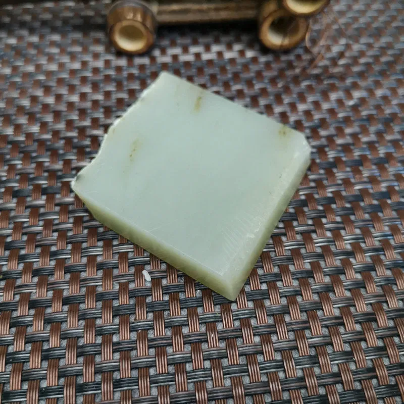 Natural Kunlun Jade Rough Nephrite Raw (80g,5X4.5X1.1cm)