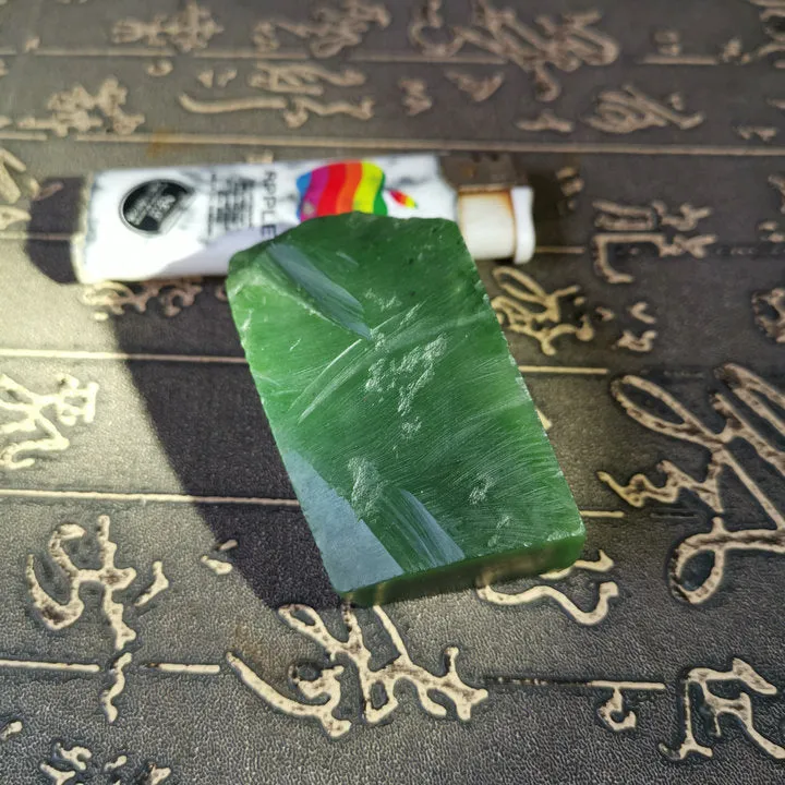 Natural Kunlun Jade Rough Nephrite Raw (99g, 5.8X3X1.5cm)