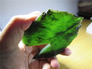 Natural Siberian Jade Rough Russia nephrite Raw (65.65g, 107X82X4.5mm)