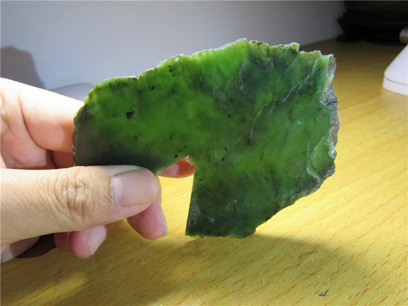 Natural Siberian Jade Rough Russia nephrite Raw (65.65g, 107X82X4.5mm)