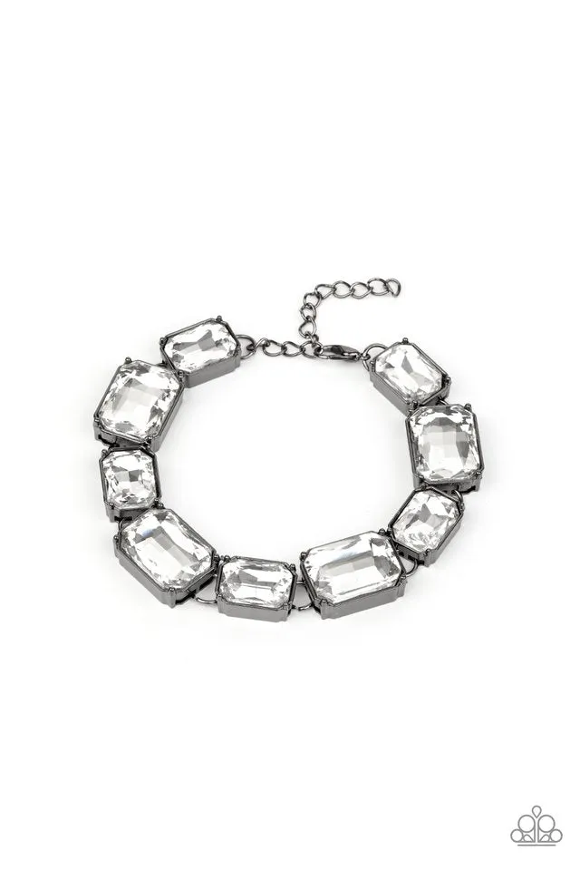 Paparazzi Bracelet ~ After Hours - Black