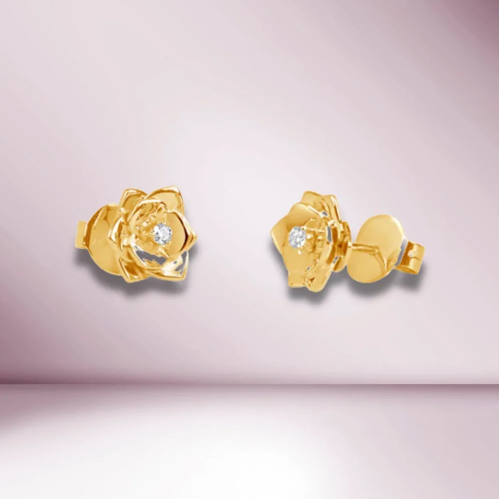 Ready to Ship Flower Diamond Earrings (0.14 ct.) in 18K Gold