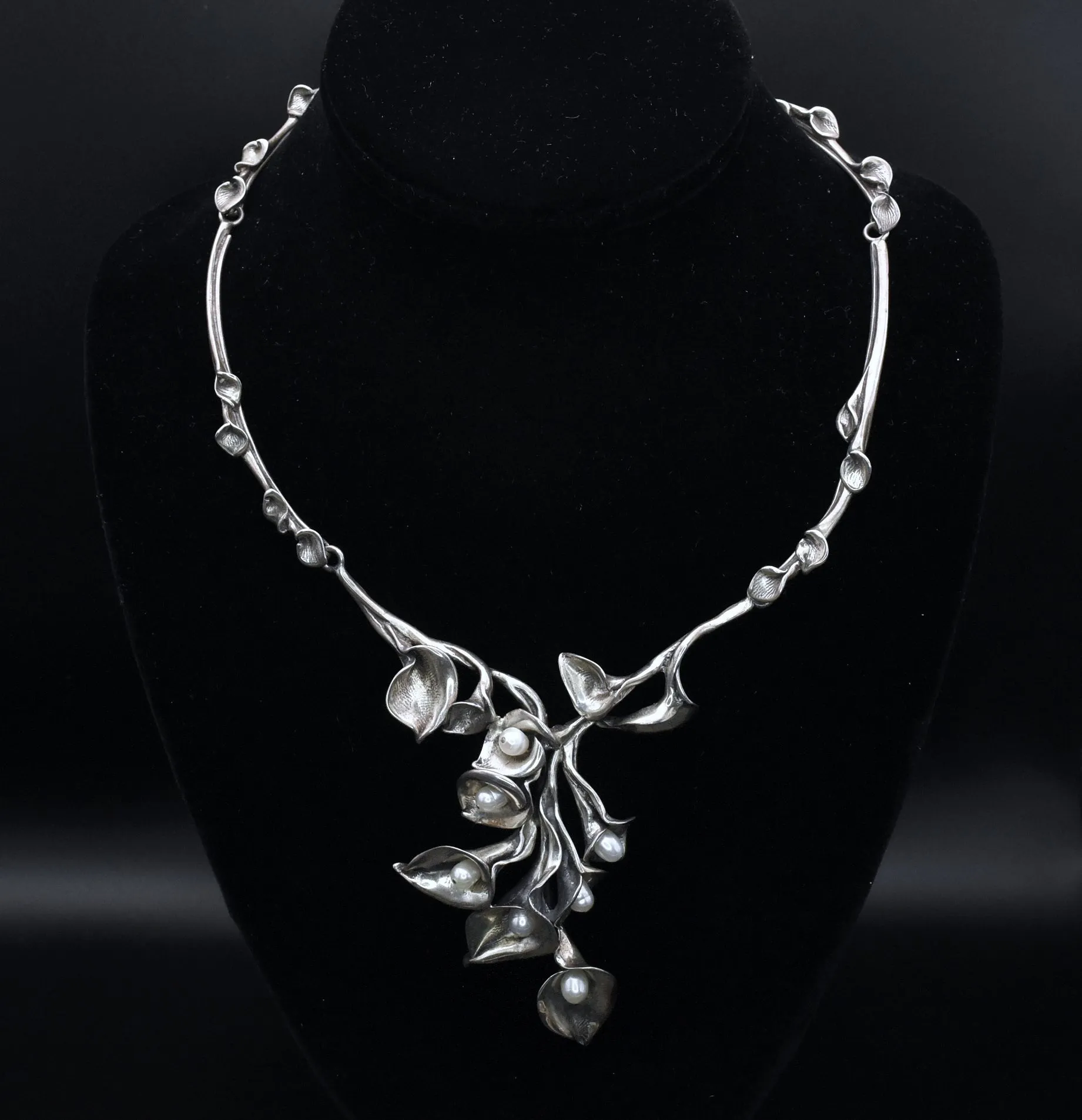 Stunning Vintage Sterling Silver and Pearl Calla Lily Necklace and Earrings Set