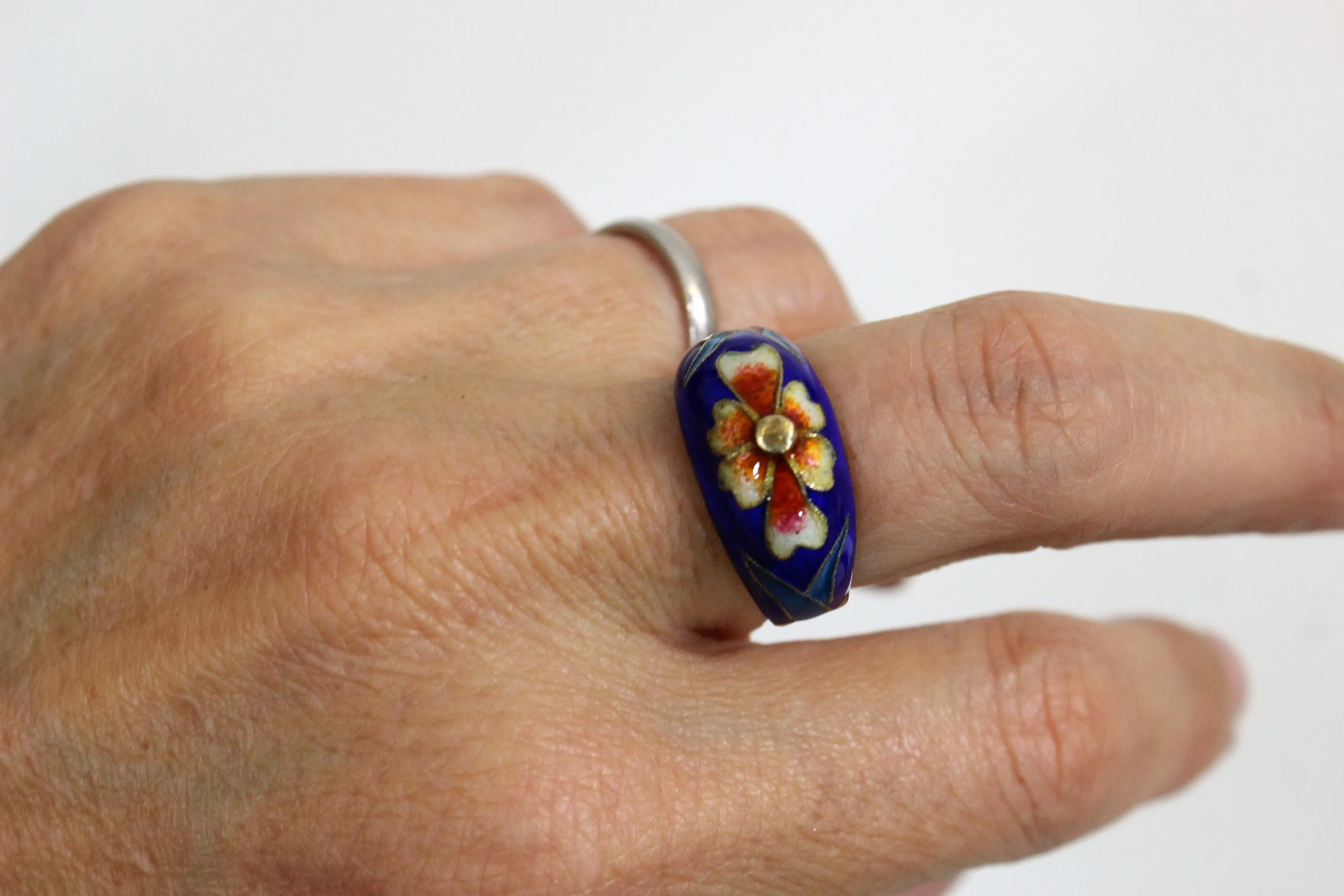 Vintage 1970s Or Earlier Silver Cloisonne Ring